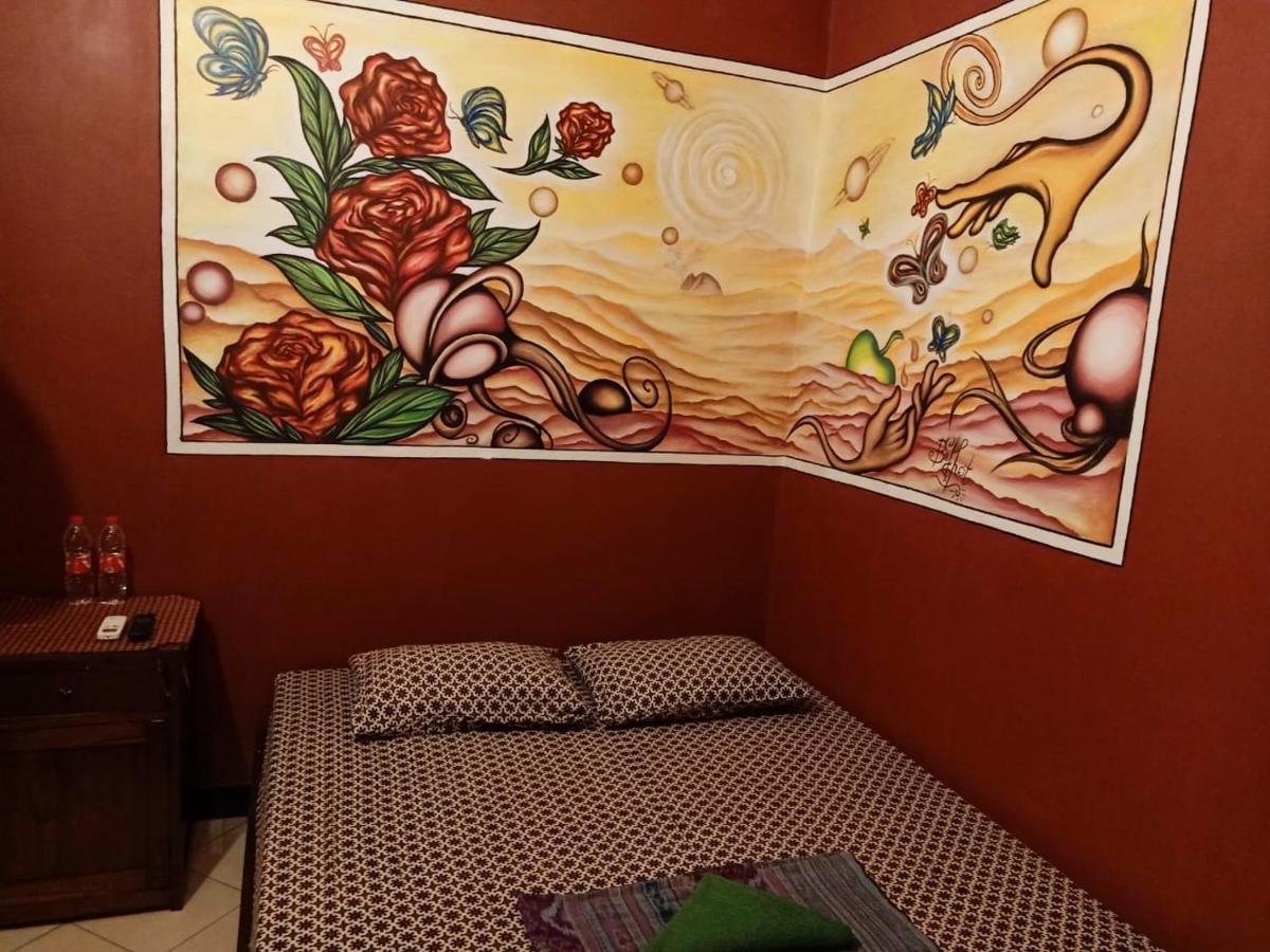 Losmen Setia Kawan Yogyakarta Exterior foto