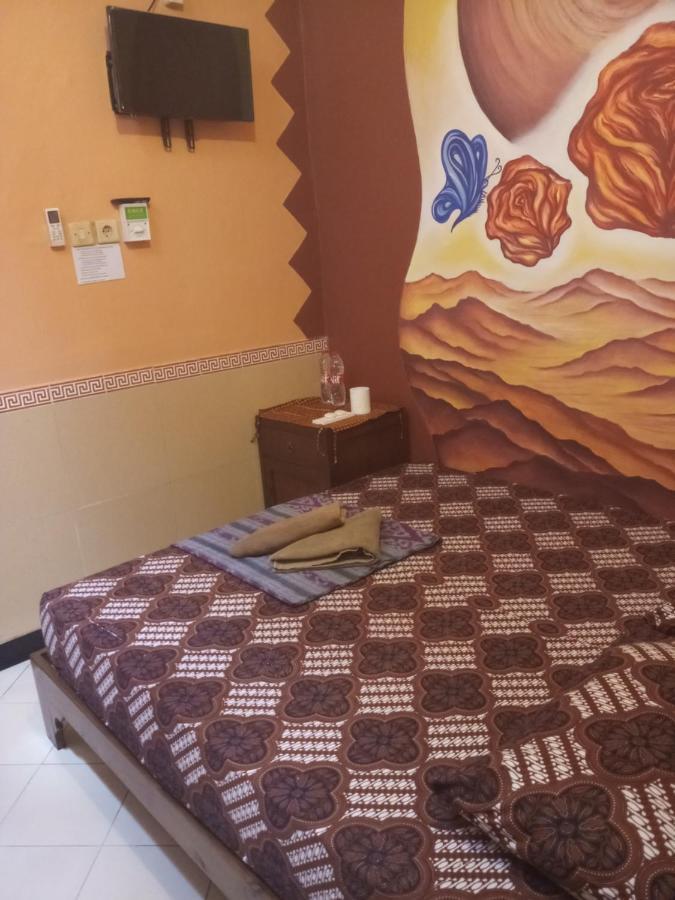 Losmen Setia Kawan Yogyakarta Exterior foto