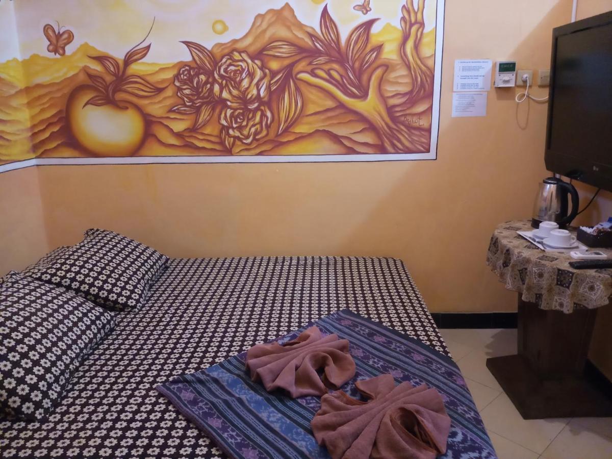 Losmen Setia Kawan Yogyakarta Exterior foto