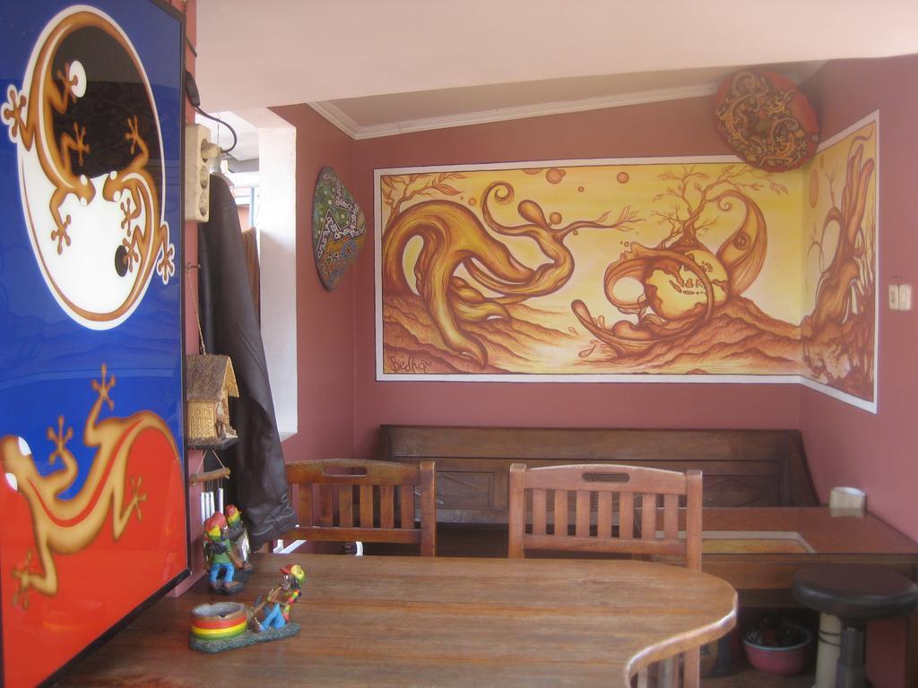 Losmen Setia Kawan Yogyakarta Exterior foto